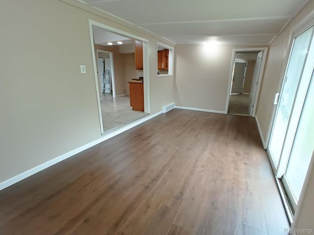 15870 ALLEN Road, Taylor, MI 48180