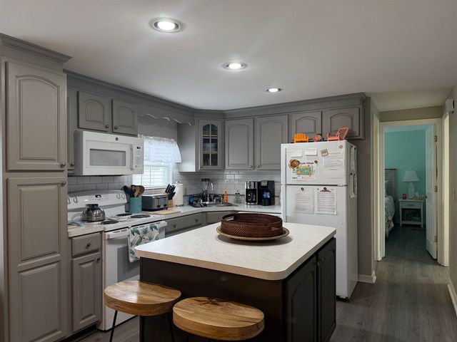 1797 Falcon, Surfside Beach, SC 29575