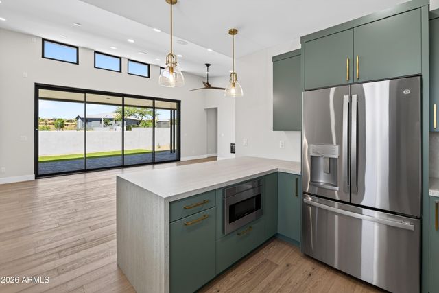 16348 E Arroyo Vista Drive A, Fountain Hills, AZ 85268