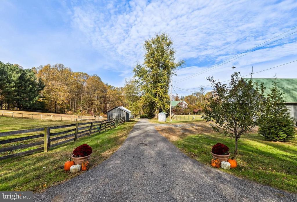 Image 59 of property listing at 2500 WILSON RD, White Hall, MD 21161