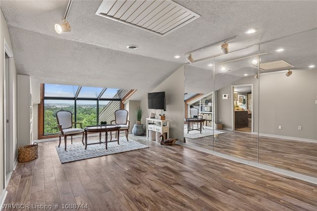 2709 Heather Oaks Way, Fort Smith, AR 72908