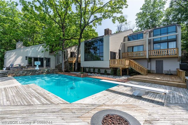 2709 Heather Oaks Way, Fort Smith, AR 72908