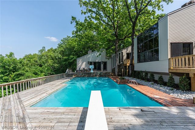 2709 Heather Oaks Way, Fort Smith, AR 72908