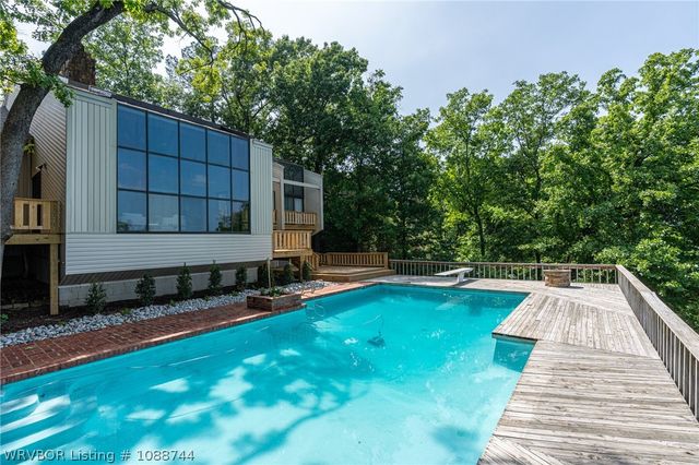 2709 Heather Oaks Way, Fort Smith, AR 72908