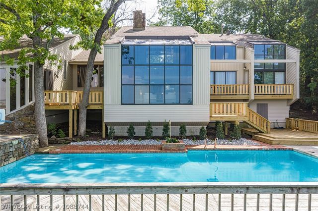 2709 Heather Oaks Way, Fort Smith, AR 72908