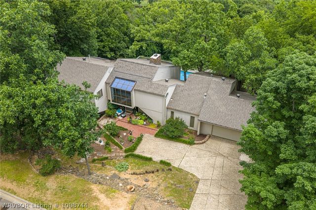 2709 Heather Oaks Way, Fort Smith, AR 72908