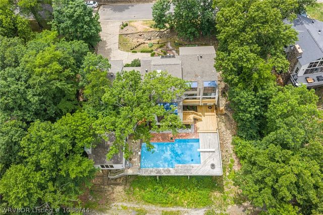 2709 Heather Oaks Way, Fort Smith, AR 72908