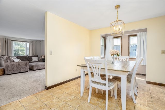 65 Pine St, Ludlow, MA 01056