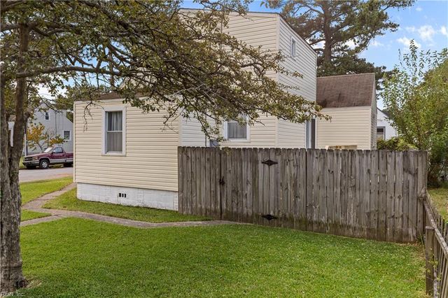 4752 Atterbury ST, Norfolk, VA 23513