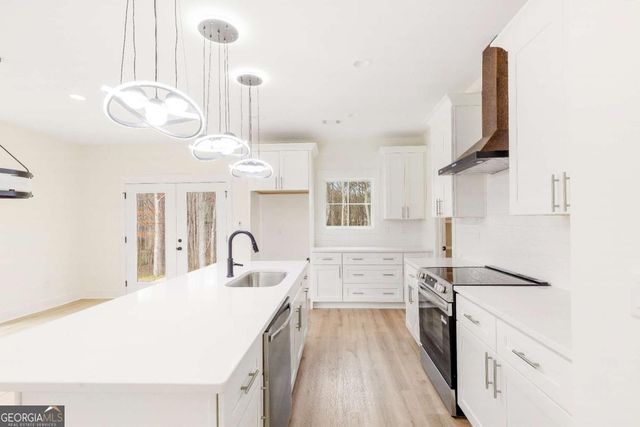 176 Paige Street, Dallas, GA 30132