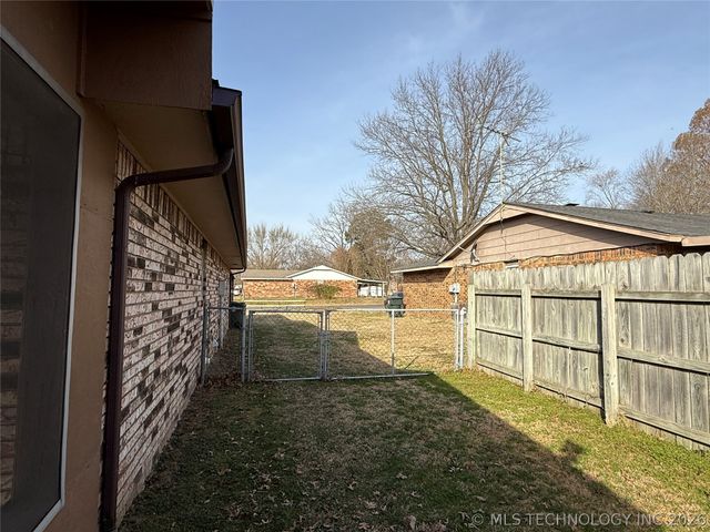 2606 Daniel Boulevard, Muskogee, OK 74403