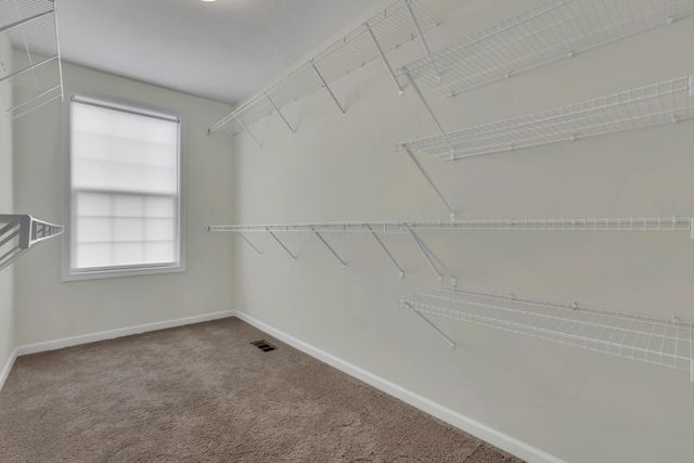 241 Sunstone Lane, Delaware, OH 43015