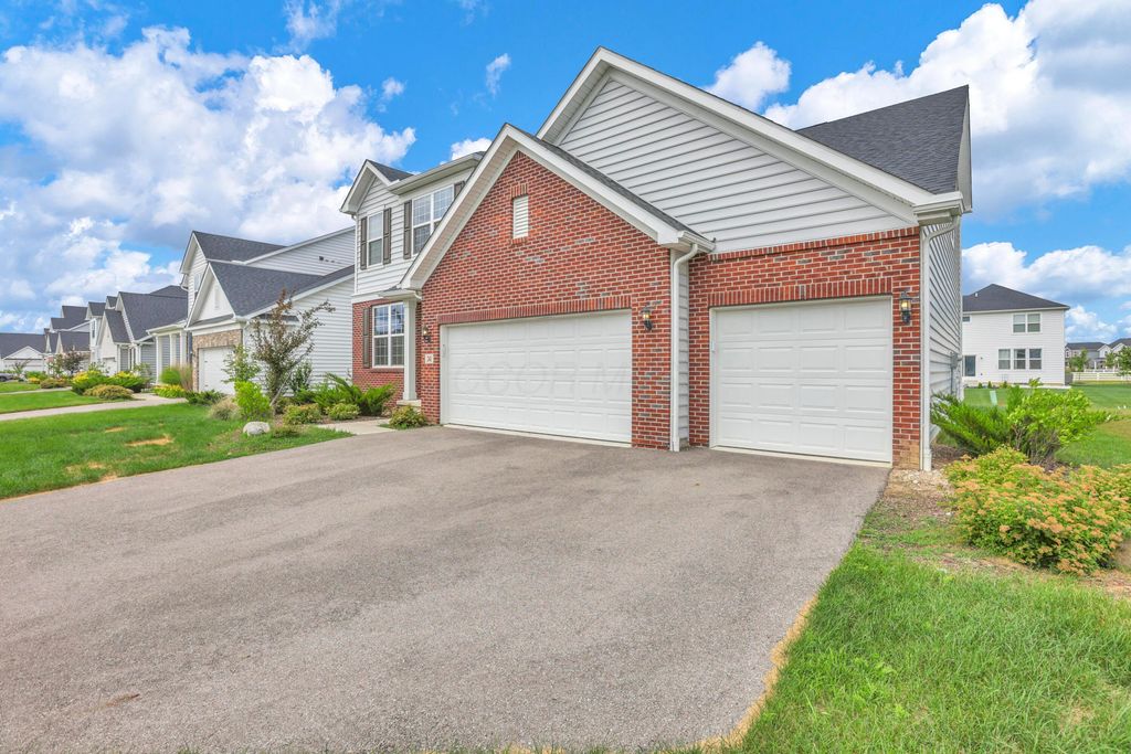 241 Sunstone Lane, Delaware, OH 43015