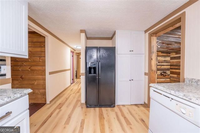 2427 Miller Lane, Gainesville, GA 30507