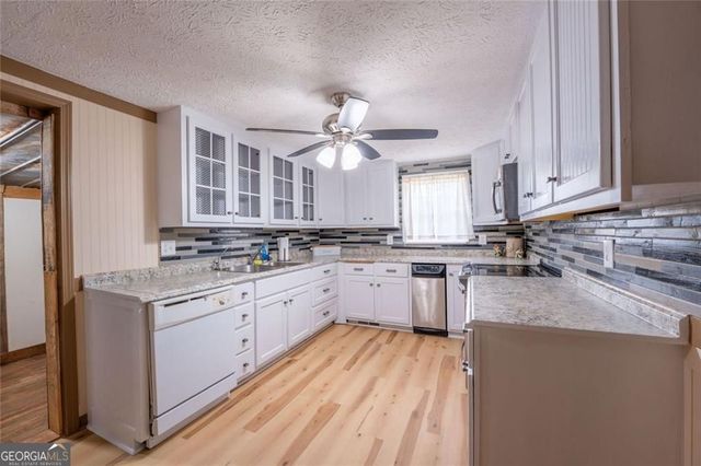 2427 Miller Lane, Gainesville, GA 30507
