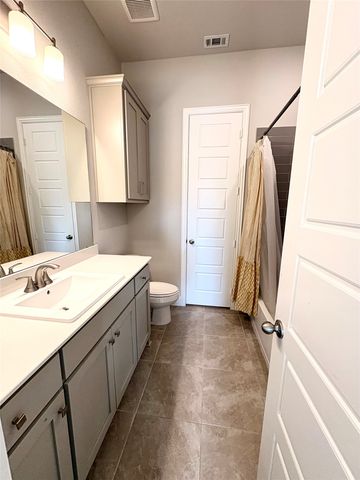 1408 Bearpath Way, Gunter, TX 75058