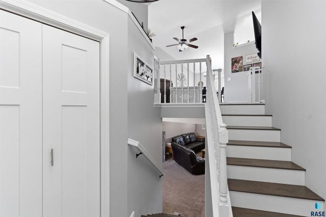 7209 Strabane St Street, Sioux Falls, SD 57106