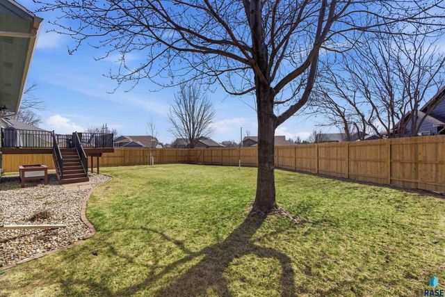 7209 Strabane St Street, Sioux Falls, SD 57106