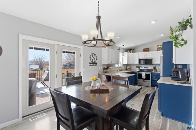 7209 Strabane St Street, Sioux Falls, SD 57106