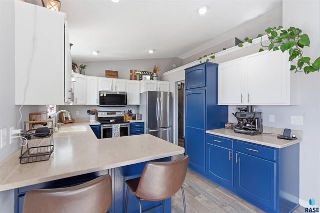 7209 Strabane St Street, Sioux Falls, SD 57106