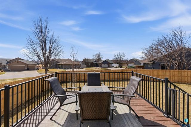 7209 Strabane St Street, Sioux Falls, SD 57106