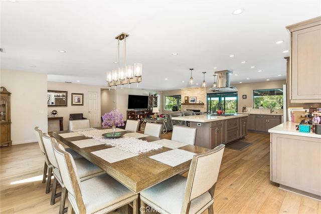 1405 Sterling Road, Redlands, CA 92373