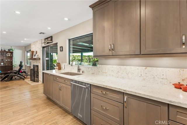 1405 Sterling Road, Redlands, CA 92373