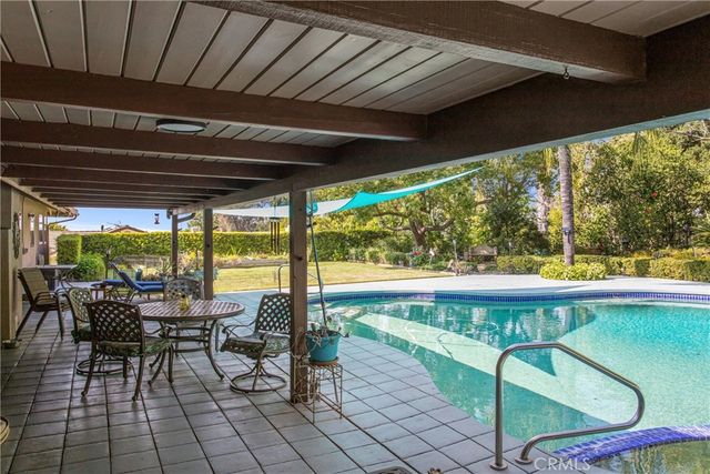 1405 Sterling Road, Redlands, CA 92373