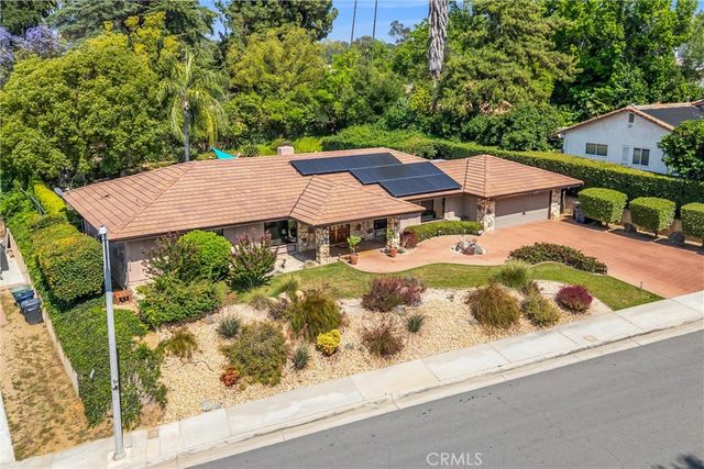 1405 Sterling Road, Redlands, CA 92373