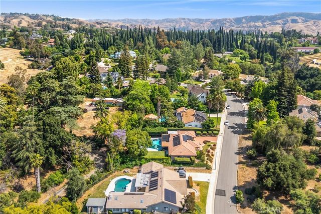 1405 Sterling Road, Redlands, CA 92373