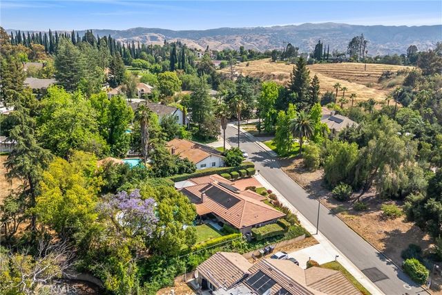1405 Sterling Road, Redlands, CA 92373