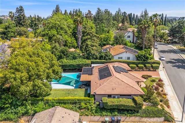 1405 Sterling Road, Redlands, CA 92373