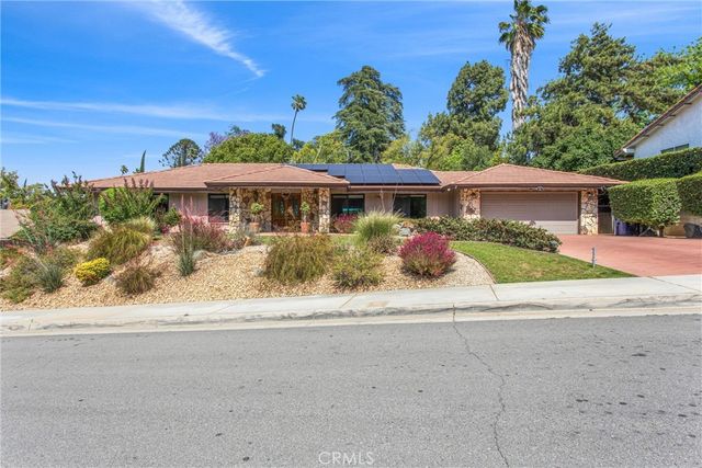 1405 Sterling Road, Redlands, CA 92373