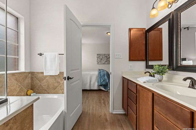 228 Winding Riv, Boerne, TX 78006