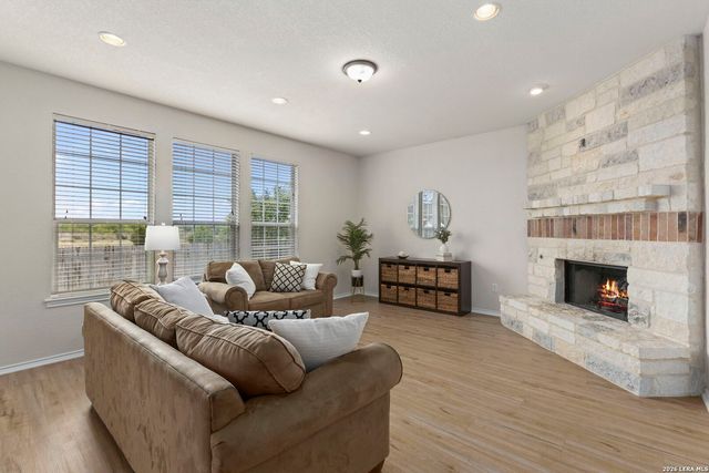 228 Winding Riv, Boerne, TX 78006