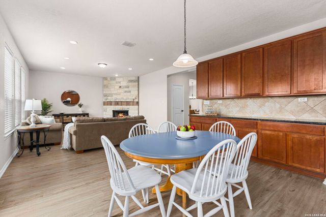 228 Winding Riv, Boerne, TX 78006