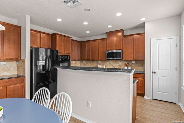228 Winding Riv, Boerne, TX 78006