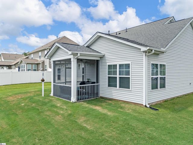 262 E Pyrenees Drive, Lyman, SC 29365