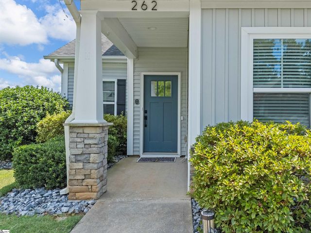 262 E Pyrenees Drive, Lyman, SC 29365