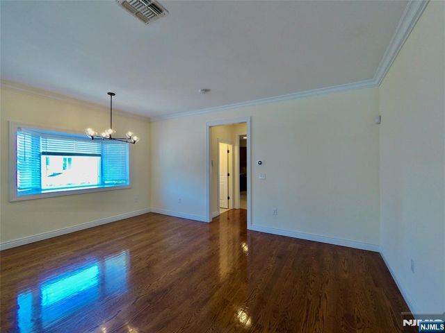 25 Jacobs Landing Way, Secaucus, NJ 07094