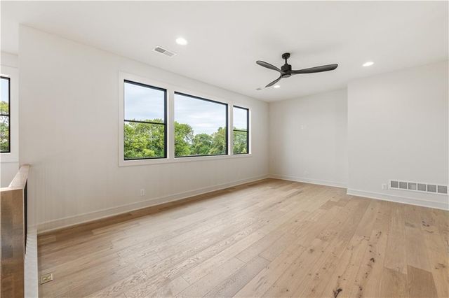 18021 Cody Street, Overland Park, KS 66013