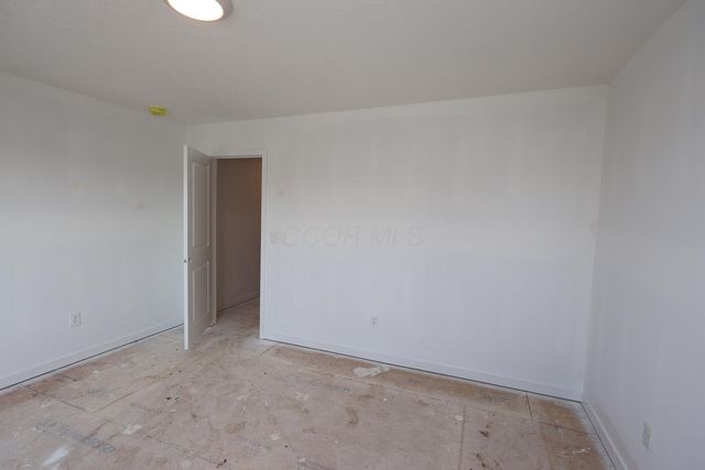1023 Dawsons Drive, Hebron, OH 43025