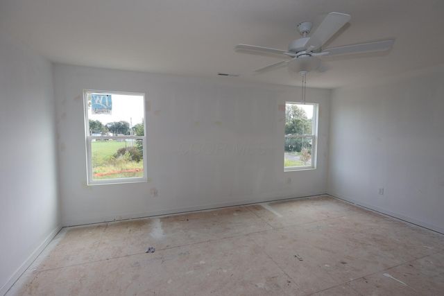 1023 Dawsons Drive, Hebron, OH 43025