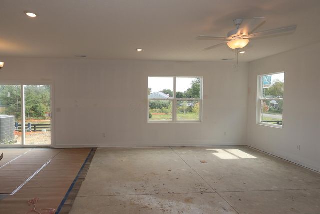 1023 Dawsons Drive, Hebron, OH 43025