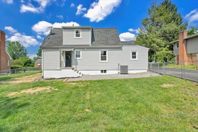 3625 Poplar DR, Roanoke, VA 24018
