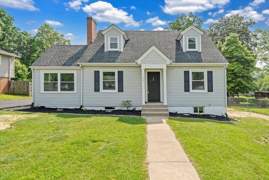 3625 Poplar DR, Roanoke, VA 24018