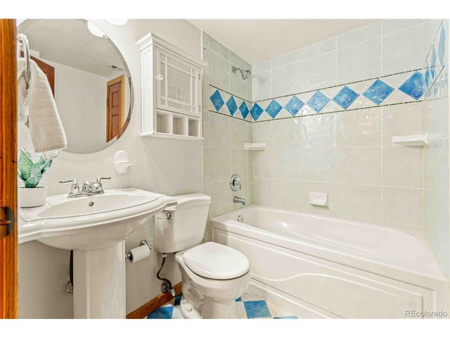 3657 Larkwood Ct, Boulder, CO 80304