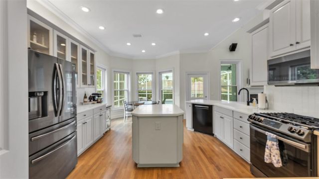 2542 CREWS LAKE HILLS LOOP S, Lakeland, FL 33813