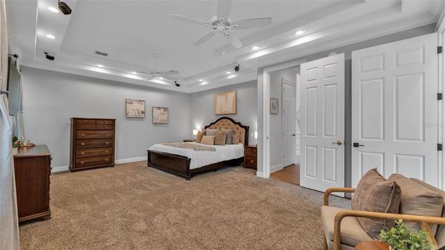 2542 CREWS LAKE HILLS LOOP S, Lakeland, FL 33813