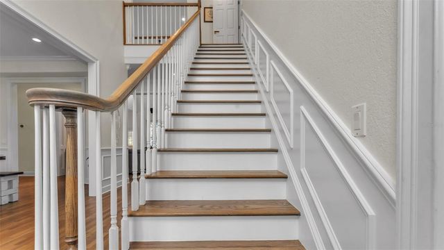 2542 CREWS LAKE HILLS LOOP S, Lakeland, FL 33813